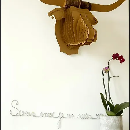 Bed and breakfast La Maison Rouge D'uzes 4*