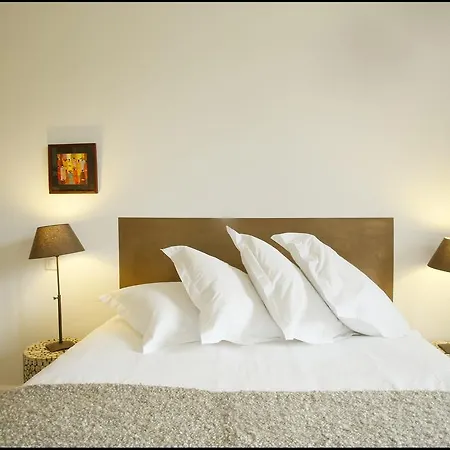 La Maison Rouge D'uzes 4* Uzès