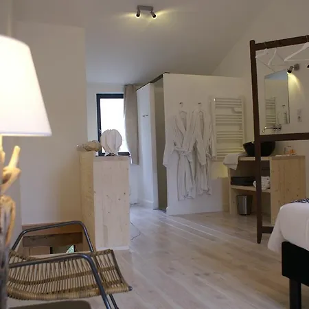 La Maison Rouge D'uzes 4* Uzès