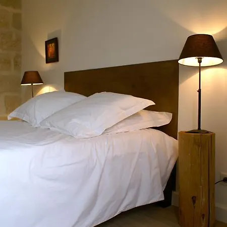 La Maison Rouge D'uzes Uzès