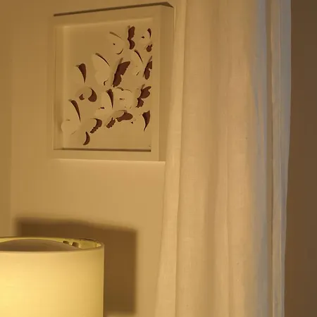 La Maison Rouge D'uzes Bed & Breakfast Uzès