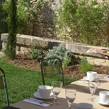 Frühstückspension La Maison Rouge D'uzes